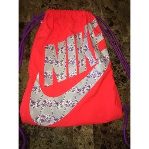 SALE🧡Nike Drawstring Bag